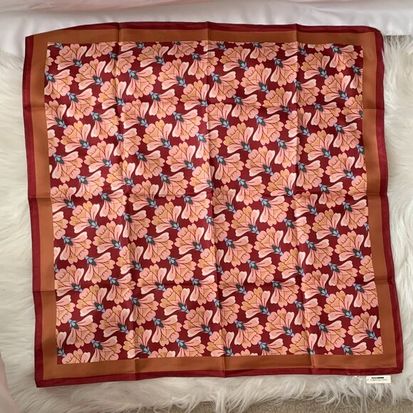 VERA BRADLEY Lotus Flower Scarf in Coral/Brown - Picture 1 of 3